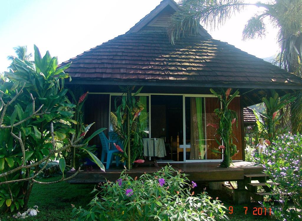 Tauhanihani Village Lodge La Vague Bleue Teahupoo 部屋 写真