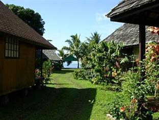 Tauhanihani Village Lodge La Vague Bleue Teahupoo エクステリア 写真